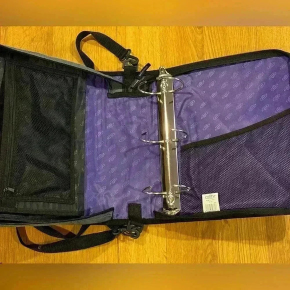 Case It - 2” Zip up Binder Bag w/ internal pockets and shoulder strap- Purple - Picture 2 of 4